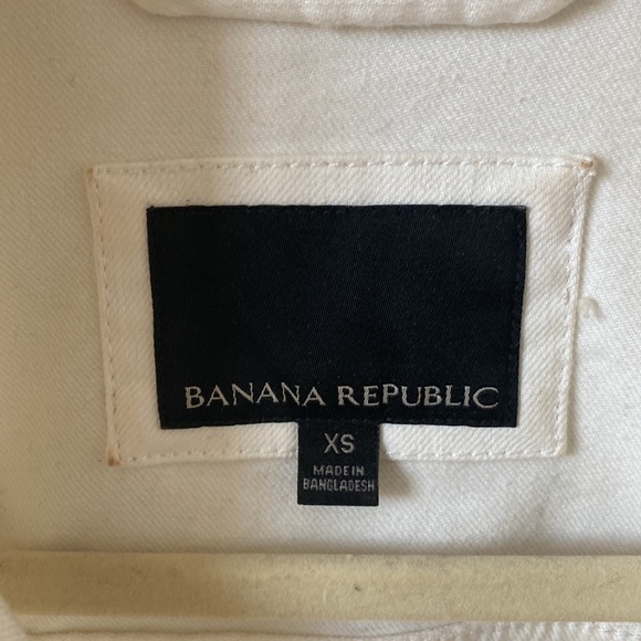 White Jean Jacket from Banana Republic. Size XS - Picture 4 of 6